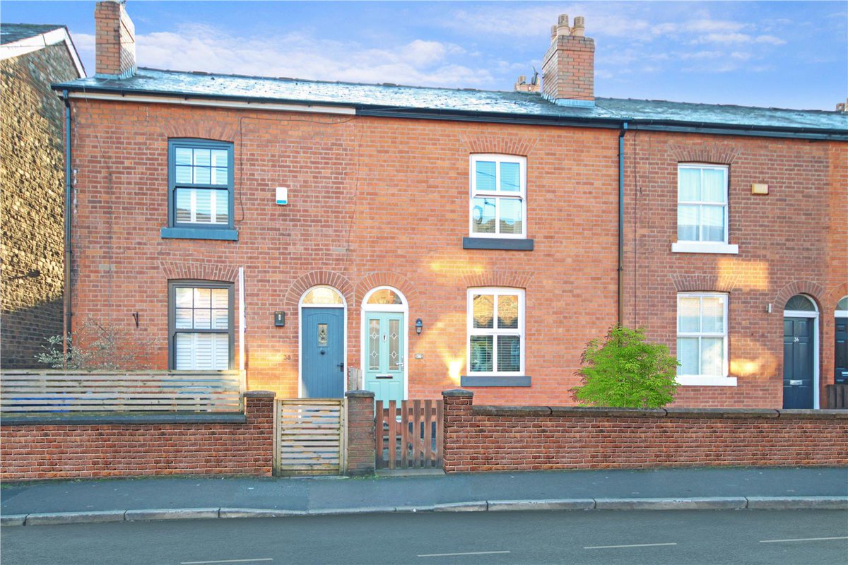 WatersonsEA's tweet photo. NEW!
Moss Lane, #altrincham - £375,000
A superbly presented, updated and improved period terraced, walking distance of Stamford Park and school and Altrincham town centre and metrolink. 1039sqft. To arrange a #viewing ☎️01619416633 or via 📧hale@watersons.net #propertyforsale https://t.co/cp4EZAHSof