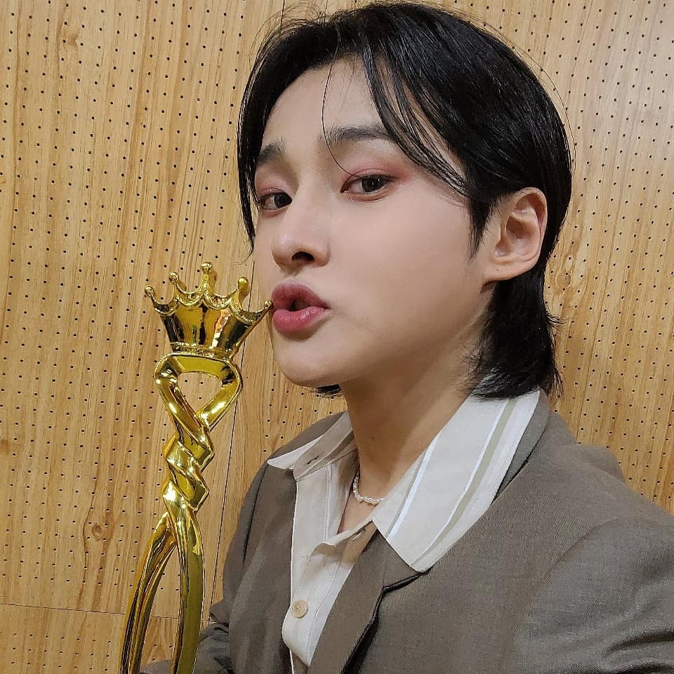 seongriOFFICIAL's tweet photo. 이렇게 한걸음 한걸음 가다가보면 
더 기쁘고 더 많이 행복한 순간들을 만날수 있겠죠~~~💞
함께해주셔서 감사합니다!!!!

데뷔후 첫 번째 수상🎉

K STAGE AWARDS 
Global Trot Star 🏆

#성리 #SEONGRI 
#K_STAGE #AWARDS
#Global_Trot_Star
#성리학자 #사랑해요💞
#C2K https://t.co/TuUhm0R2B7