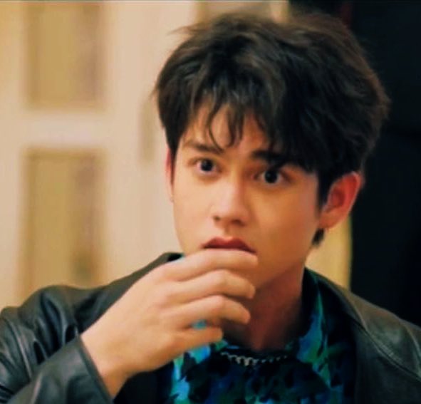 add22177's tweet photo. ไม่เหมือนตรงไหน..เอาปากกามาวง
Bright Vachirawit 
#F4ThailandEP2
#bbrightvc @bbrightvc 
🙏crเจ้าของภาพ https://t.co/qHDzHNZuSH