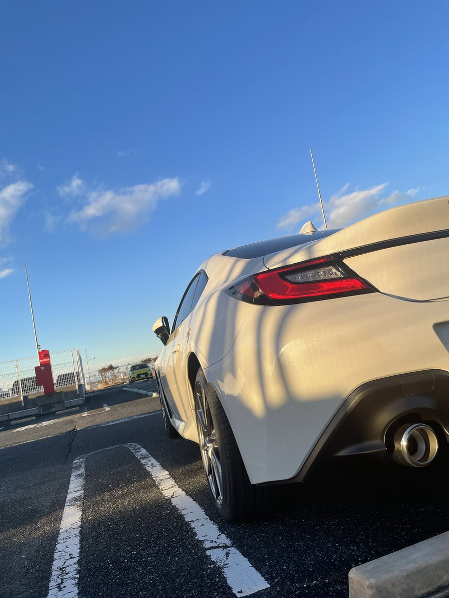 MARBLE3857's tweet photo. 納車してドライブしてきた！！

意外と何とかなったなぁ〜
天気も良かったしこれからの休日が楽しみで仕方ない！

#新型BRZ
#車好きと繋がりたい
 #ZD8 
#車好きな人と繋がりたい 
#いいねした人全員フォローする https://t.co/lhwwW9v3YX