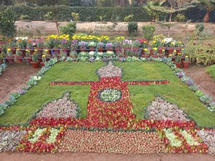 ToursExploreIt's tweet photo. Flowers Exhibition 🌹🌻🌸💮🌼🏵🌷🌺💐

📍Peshawar, Pakistan

#Exploreit #Pakistan #Peshawar #Sunday https://t.co/p0llsMLELB