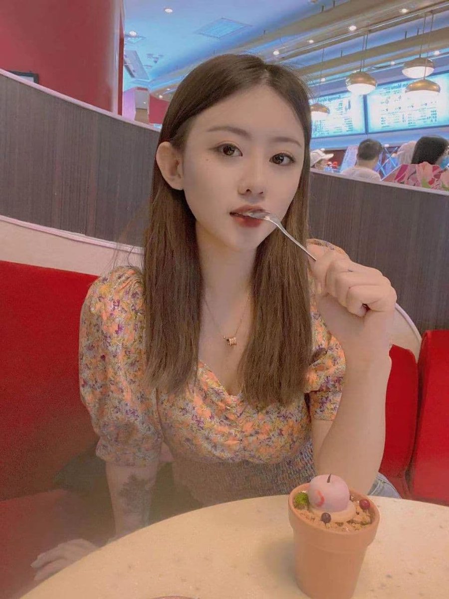 dcahIbv's tweet photo. 💒「募集贩送」丨杭州少女💒

新接投稿丨鲍告爸爸

👒：02
⛵️：165
🎊：92
🐻：C

紧致的鲍鱼听说和你的象拔蚌很搭哦~

莞式敬业丨前戏易润丨鬼马机灵丨色批难忘

#外围 #萝莉 #线下 #上海 #郑州 #成都 #北京 #广州 #处女 #深圳 #杭州 #苏州 #南京  #长沙 #南宁 #无锡 #厦门 #JK https://t.co/ZAOsvrhGFf