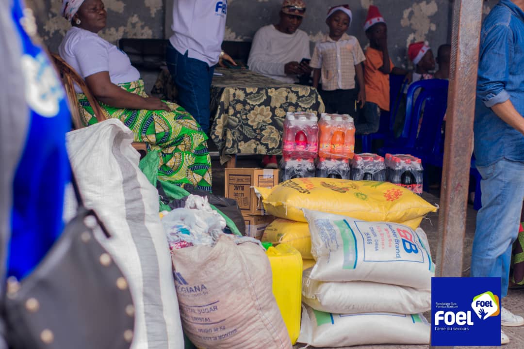 FoelFondation's tweet photo. Un Noël avec les enfants ce 24 décembre à l'orphelinat EDEN à Lemba , quelle joie immense !!!!!

Foel l'âme du secours 
@DeniseNyakeru https://t.co/ar5RJspm3o