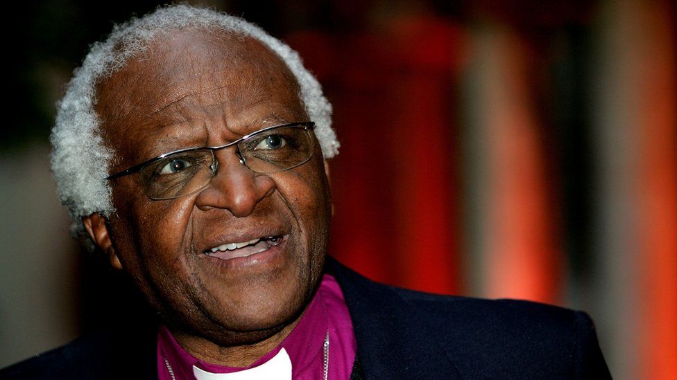 Almost 17 years ago, Ghent University awarded an honorary doctorate to the ever-smiling, rebellious archbishop Mr. Desmond Tutu. He said NO to racism, loud and clearly. Today, our university has lost a great honorary doctor, and the world has lost a great man.
#Tutu