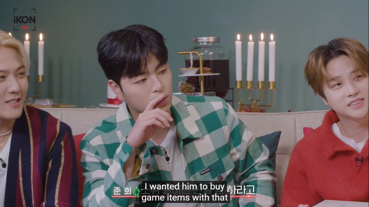 queeniemalx's tweet photo. junhoe being supportive of gamer chanwoo https://t.co/dfd4Rrzsml