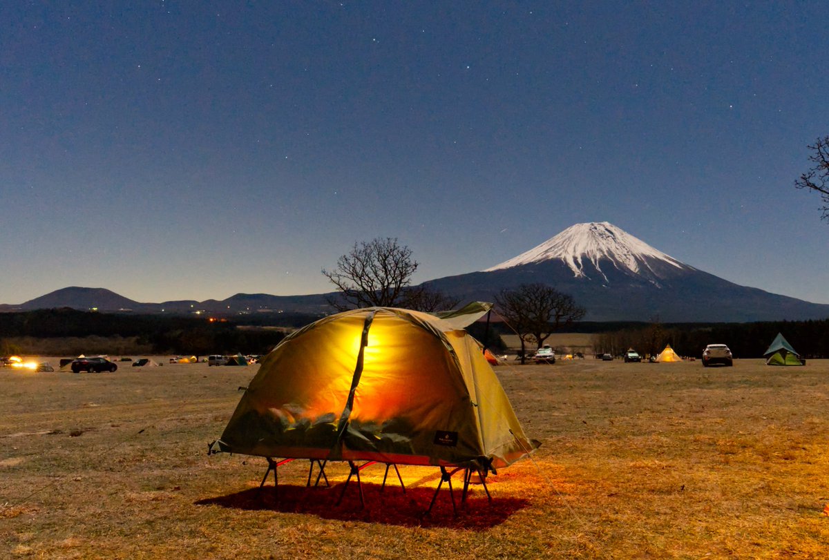 ojimaru_camp's tweet photo. 本日Makuakeでクラファンが始まった、#naturaldrop の高床式テントコットと手のひらサイズの焚火台を提供して頂きキャンプ⛺️をしてきました！

その時の動画をYouTubeで公開したので、お時間のある時に見て貰えると嬉しいです😊

よろしくお願いします✨

https://t.co/9zyBda13RT https://t.co/jXFljOkVg5