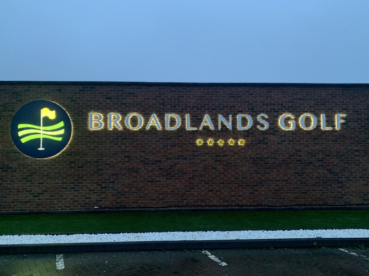 broadlands_golf's tweet photo. Huge Boxing Day shop sale !!

Nearest the pin today is on the 126 yard, 17th at Kiawah Island. Prize is a £50 shop voucher

To Spread the word please share and follow to be in with a chance to win our Ping Demo bag 😍

10.00 - 4.00 opening today

📍WV11 2RJ  ☎️ 01922 494007 https://t.co/E1rnEZ08k5