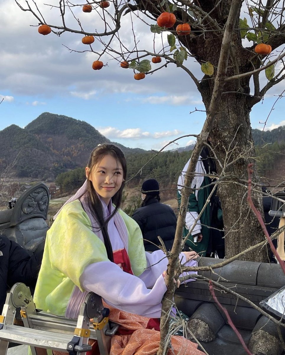 2021.12.26 0seungyeon IG update

📌 "Dan Sol" ชวนดูละคร"Bulgasal" คืนนี้เวลา 21:00 น.[เกาหลี] ทาง tvN 👏🏻

#공승연 #gongseungyeon
#불가살 #bulgasal
#tvN #Netflix

คืนนี้ 3 ทุ่มเกา รอติดตามชมกันค่ะ 🥳🎉