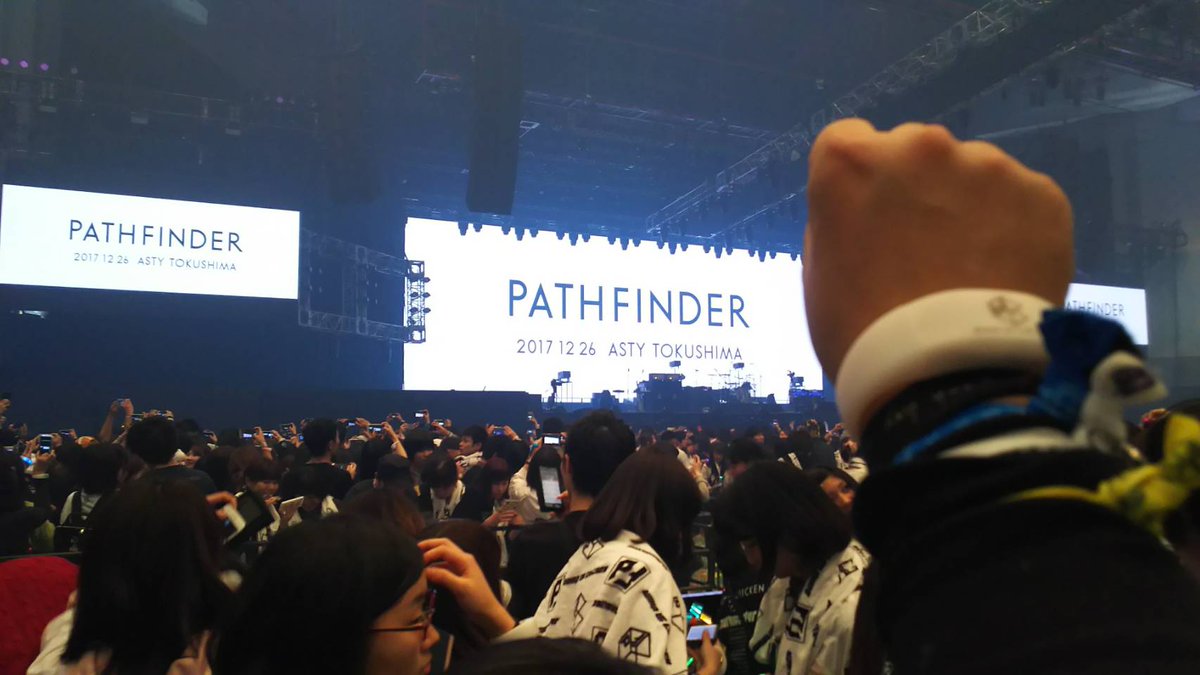 bump_elle_tener's tweet photo. BUMP OF CHICKENが存在する空間に初めて行ってから、4年。。。
アスティーーー!!!
#PATHFINDERTOUR
#BUMPOFCHICKEN https://t.co/PtZjSRPxvi