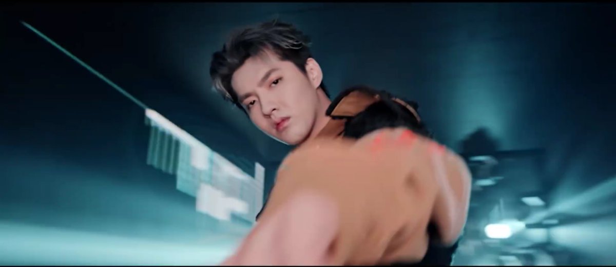 KrisWuPakistan's tweet image. Wishing that you come back safely✨👍

#kriswu #KrisWuEdits #KrisPak 
Cc: daniellemob