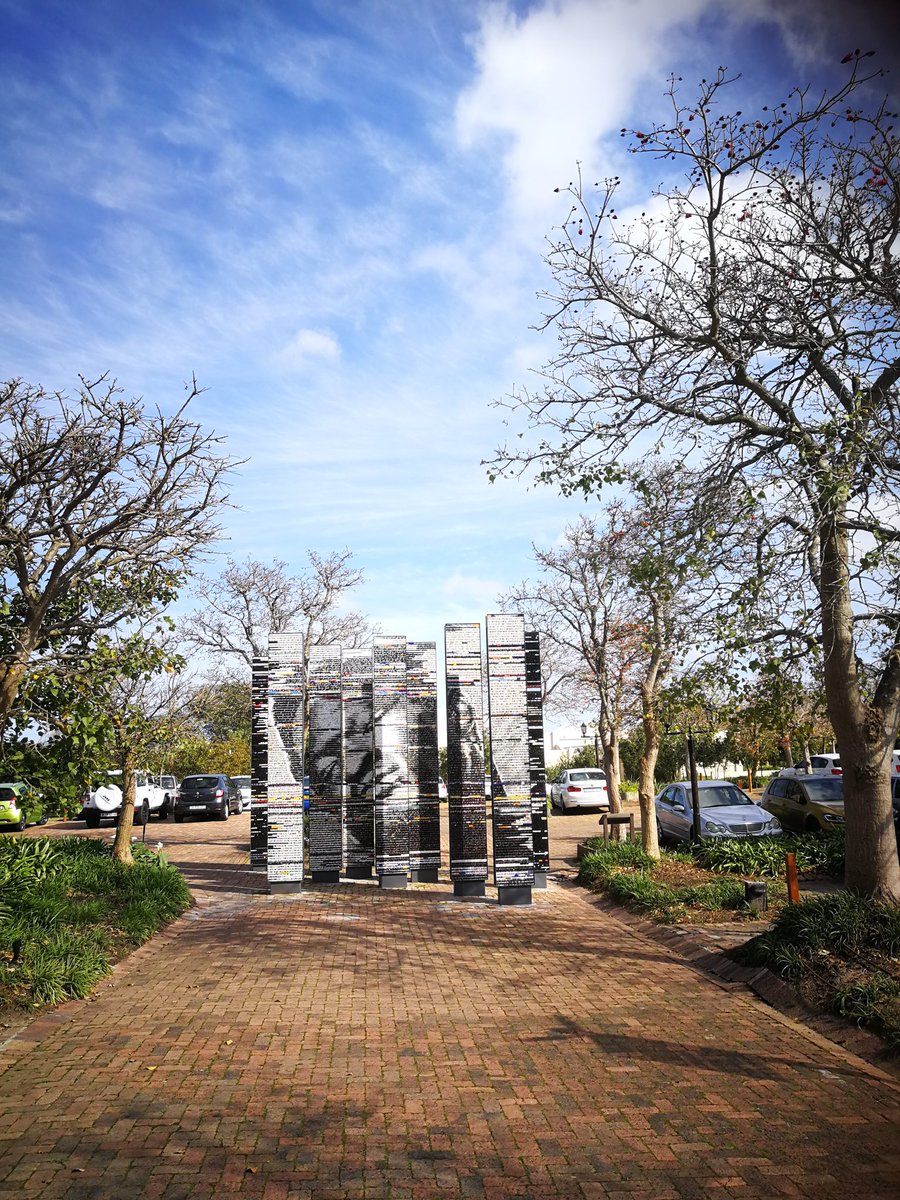EAkindina's tweet photo. #FlashbackFridayz #Flashbackfaves
Some of my favorites is a Spiers in Cape Town with its wonderful sculptures https://t.co/uELEttyNCt