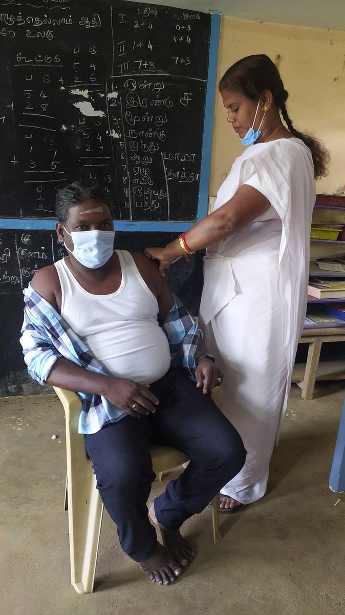 ManimaranSella's tweet photo. இன்று

"2 nd  Dose COVISHIELD"

( இரண்டாம் தவணை கோவிஷீல்டு)

போட்டுக்கொண்டேன்!!! https://t.co/VyABCpclVL