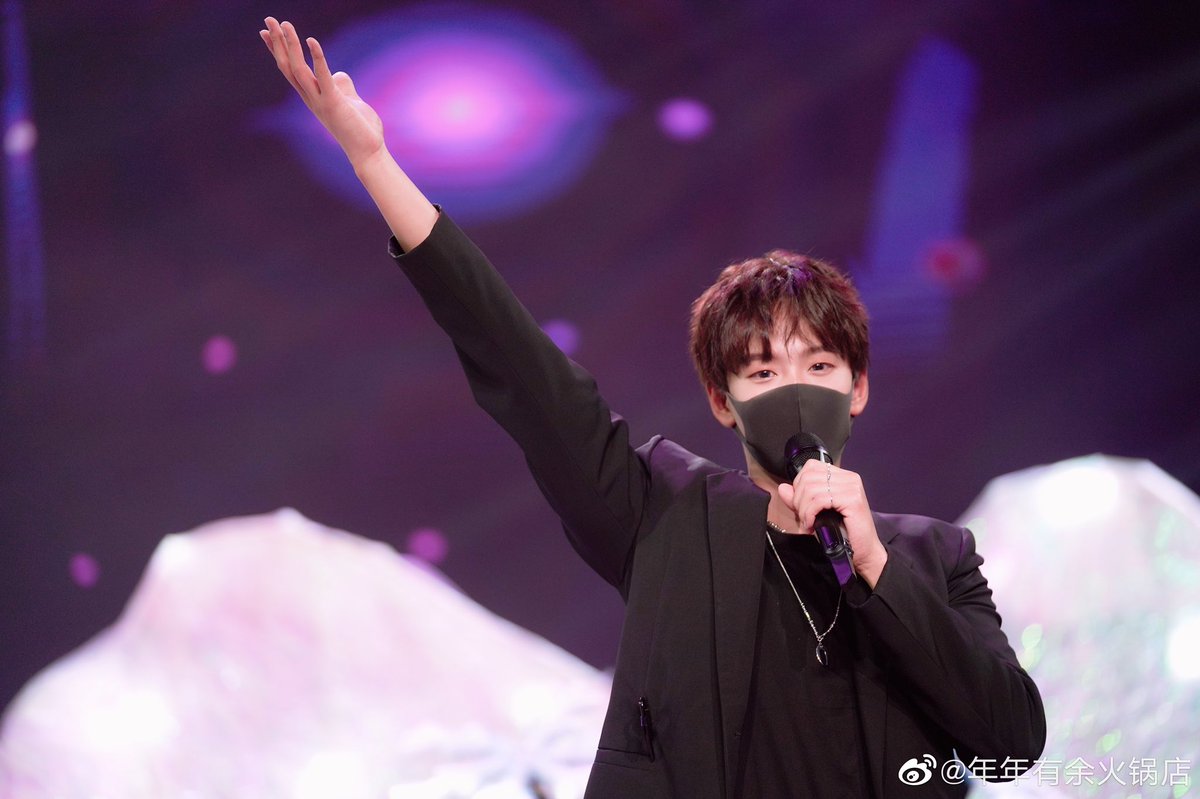 tonyyufansclub's tweet photo. 20211226｜年年有余火锅店

长春之行充实圆满的结束了，期待下一次和大家见面👋 ​​​

#余景天 #Tony #YuJingTian #토니 #TonyYu #トニー #อวี๋จิ่งเทียน https://t.co/QyjawGqhFO