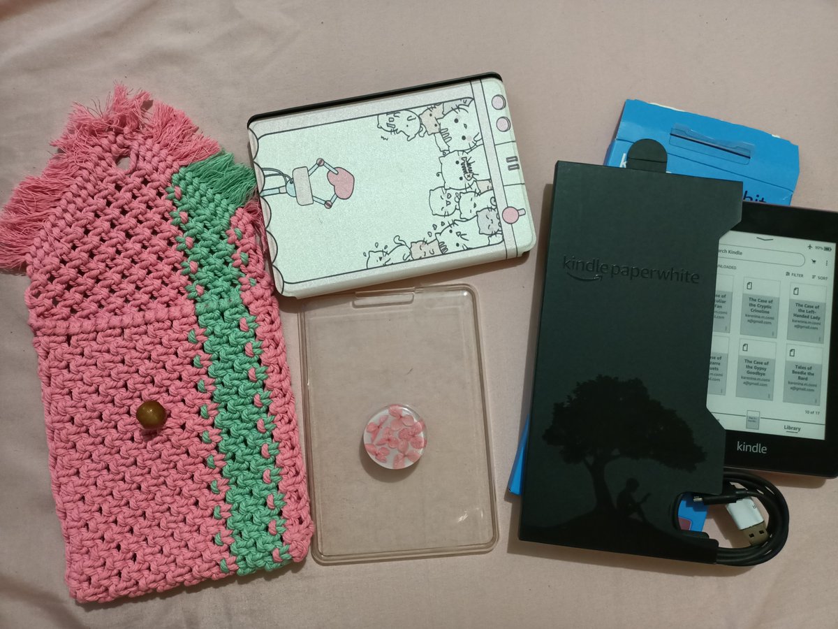 Ninabiik's tweet photo. Selling my Kindle PPW4 10th Gen 8GB Plum for P5000 inclusive of all accessories (macrame pouch, clear case, pop socket, magnetic case). Planning to buy Amazon Fire for my PDFs (Grad School) https://t.co/dh6HnIrfYo