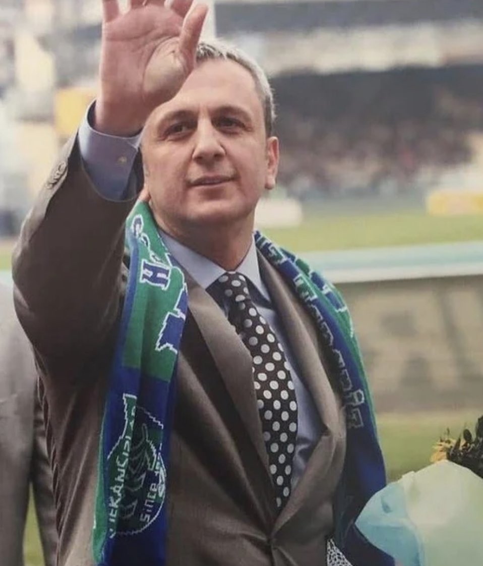birolgurmhp's tweet photo. Çaykur Rizespor Başkanlarımızdan ve aynı zamanda geçmiş dönem İl Yönetim Kurulu Üyemiz Abdulkadir Çakır’ın vefatını derin bir üzüntüyle öğrenmiş bulunmaktayım.Merhum Başkanımıza Allah’tan rahmet, ailesine ve Rizespor camiasına başsağlığı ve sabırlar dilerim.Mekanı cennet olsun. https://t.co/dOElnULcsE