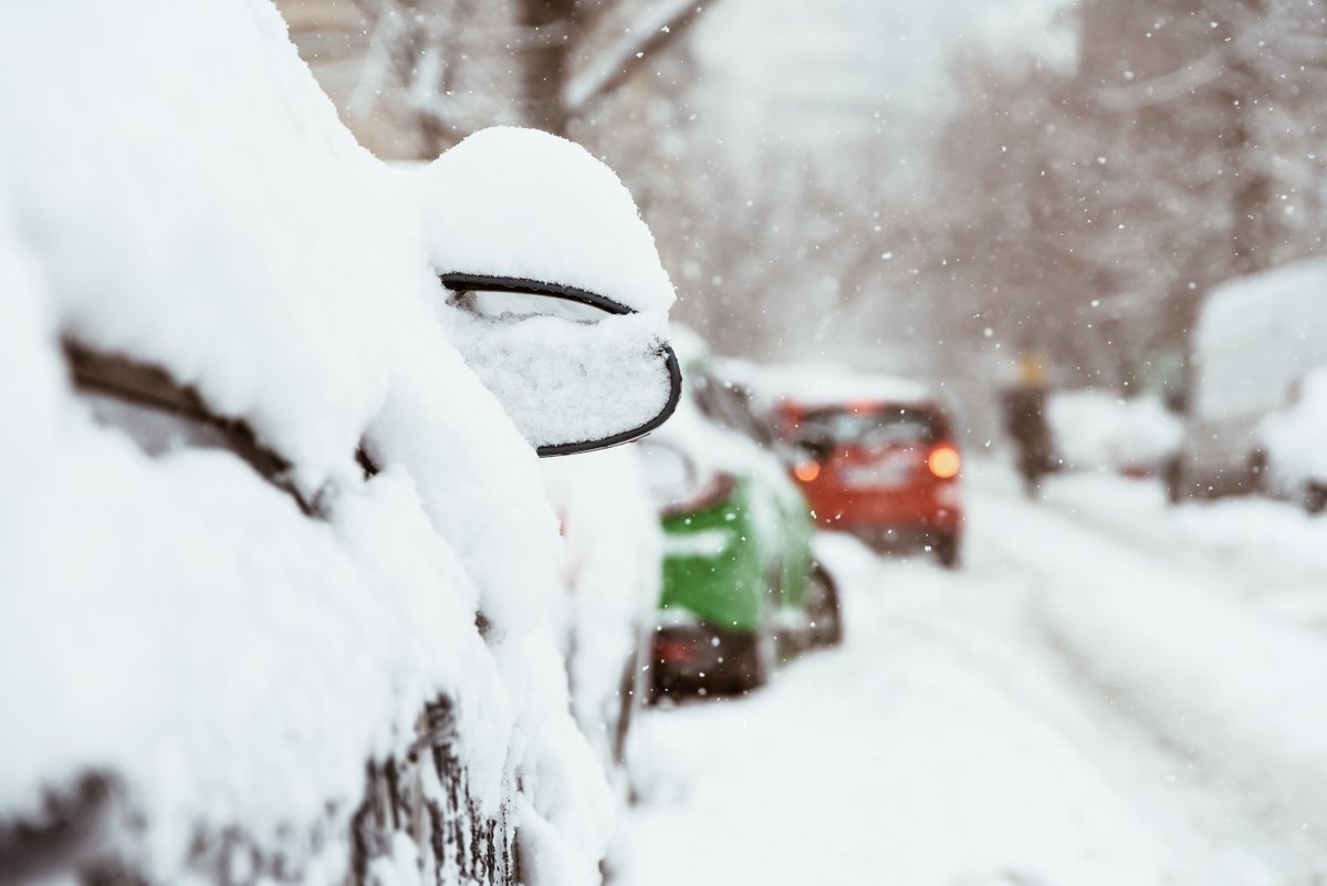 🌨️On the UK register, there are more than 650 word marks which include the word snow

Why is snow used in many trade marks?
- It's non-descriptive in many fields
- it's not offensive
- it doesn't look like a symbol, flag or hallmark.

What well-known trade marks can you think of?