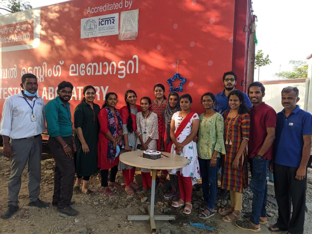 spice_health's tweet photo. Team SpiceHealth is really big on celebrating together! Here are glimpses of the fun Christmas celebrations at SpiceHealth Labs across the country!
.
.
.
#SpiceHealth #christmas #teamspicehealth #christmascelebrations #merrychristmas #christmas2021 https://t.co/W3LKfMVpIK