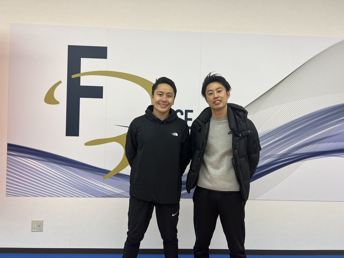 FebruaryTommy's tweet photo. 東京でやっていると思っていた太田雄貴キャンプが沼津で開催されていることをSNSで知る笑
#フェンシング #fencing
#フルーレ #F3BASE https://t.co/0QSiPO1EtX