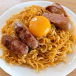 辛ラーメンで最高に美味しいナポリタンを作ってみよう!食材も少なく調理も簡単!