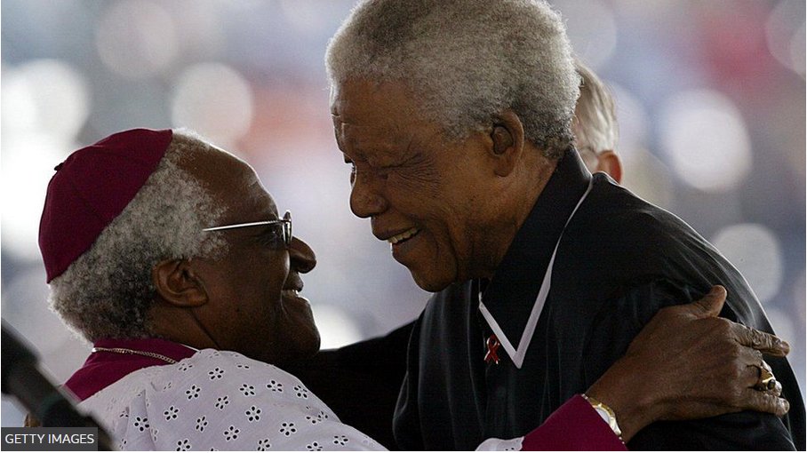 jankaeshetu1's tweet photo. #Desmond Tutu: South Africa anti-apartheid hero dies aged 90. President Cyril Ramaphosa said the churchman's death marked "another chapter of bereavement in our nation's farewell to a generation of outstanding South #Africans". https://t.co/IEdZQ0Paqy