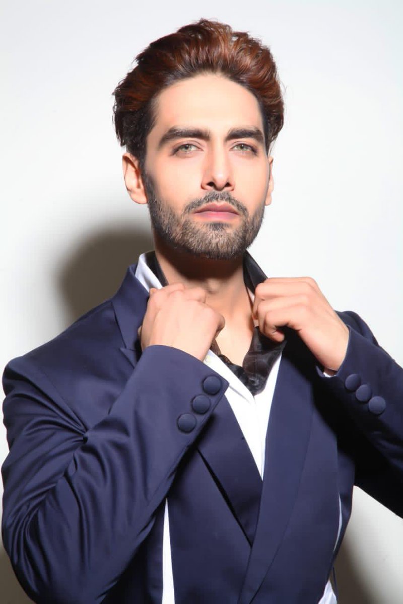 TheBajaoMan's tweet photo. #RohitPurohit: When I started doing #DhadkanZindaggiKii  , it was difficult to get the medical terms correct, make dealings with patients look authentic @SonyTV 
https://t.co/4AdhLAN7eX https://t.co/wDk5VR9HIX