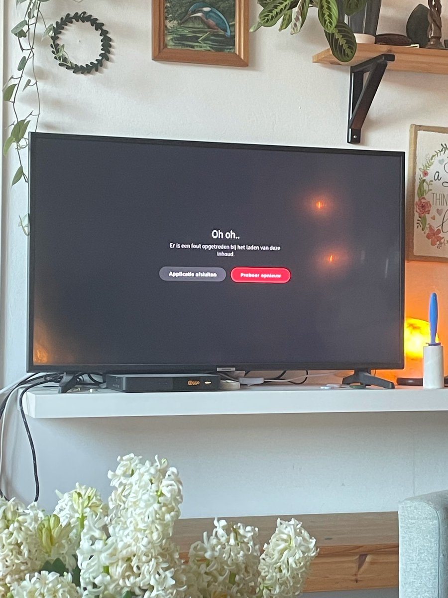 DCMDG88's tweet photo. @videoland af en aan deze melding. Help? https://t.co/hAk1iuTXc4