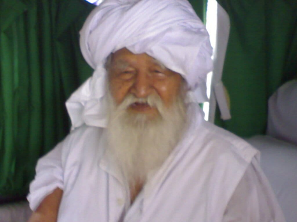 #GuruSarvopariJaiGurudev