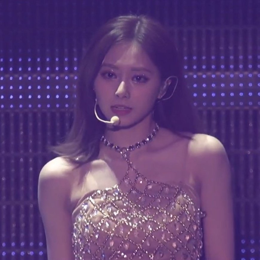 tzugallery's tweet photo. tzuyu's beauty is out of this world https://t.co/dbx53b8iur
