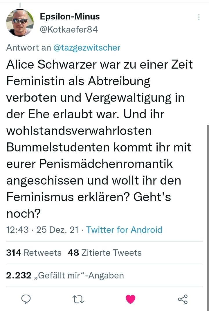 ComputerHeim's tweet photo. Für mich das Wort des Jahres... 
#Penismädchenromantik https://t.co/Yp0ielueMS
