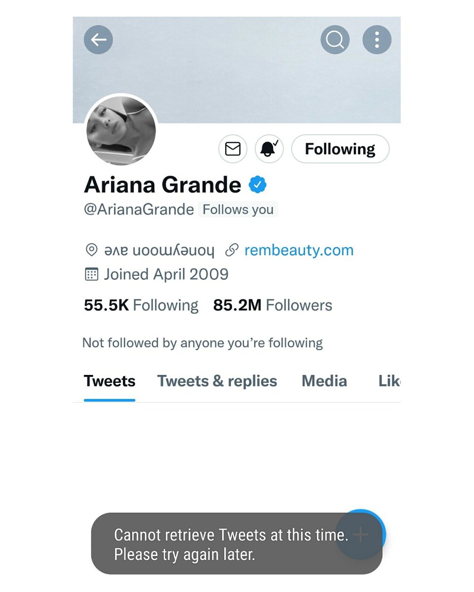 Ariana's Twitter account is currently unavailable. Apparently, the singer has deactivated her account.😢@arianagrande