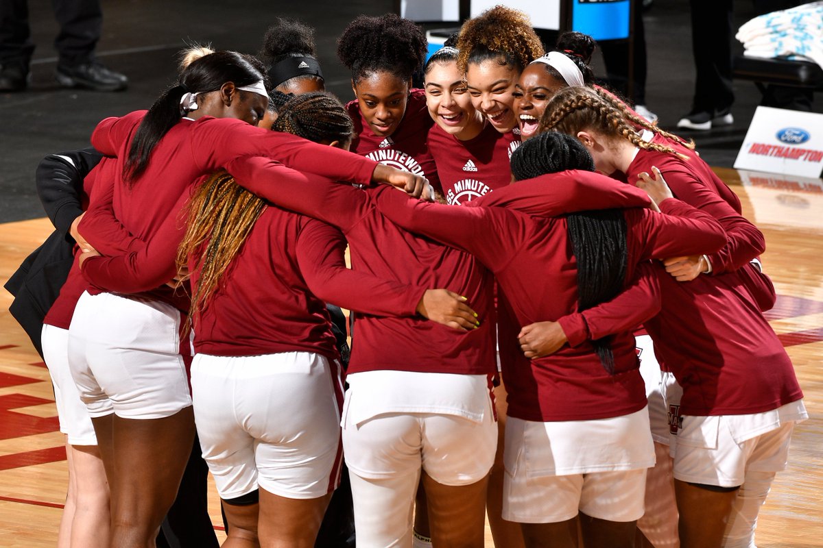 UMassWBB's tweet photo. About our 1️⃣2️⃣-2️⃣ record...

🏀 It's one of the best starts to a season for the Minutewomen since the inaugural 1968-69 season. 

🏀 We are the first team in program history to have the best start since the enactment of Title IX and the recognition of women's sports.

#Flagship🚩 https://t.co/tSzz6ofhg3