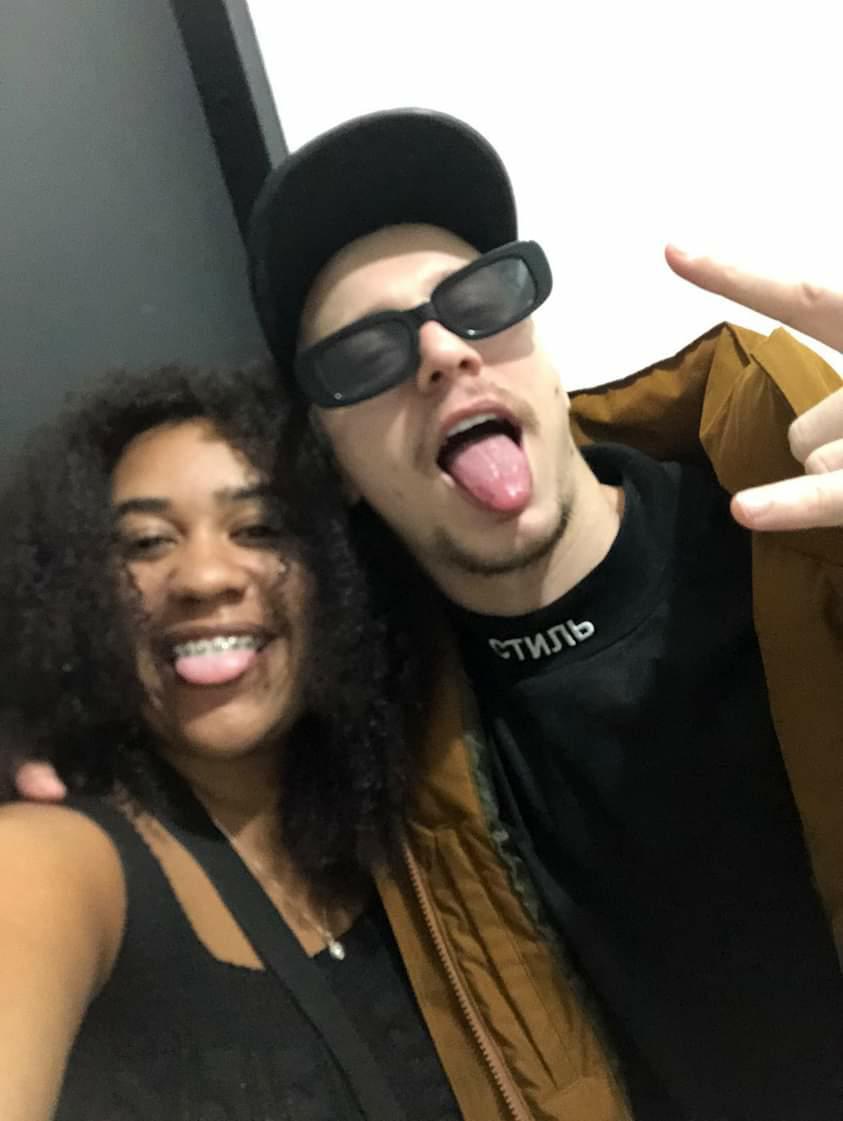 MariSZg_'s tweet photo. Agora pronto.. conheci o homem da minha vidaa🤩🤩❤ @pkfreestyleiro obrigada pelo show e pelo carinho meu amoor https://t.co/4OCsjyVv9B