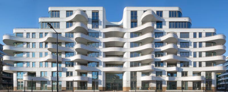 amsterdam_ij's tweet photo. The Wave aan het IJ #Overhoeks @dokarchitecten https://t.co/IKdyy6QwuG
