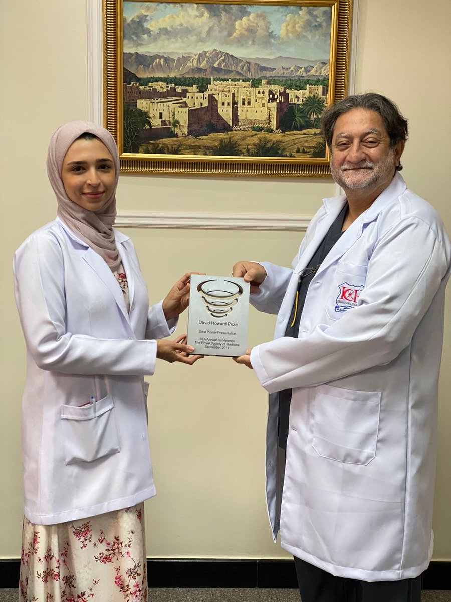 حصلت الدكتورة شادن بنت زكريا الريامية، جراح حبال صوتية وأنف وأذن وحنجرة في مستشفى النهضة على جائزة " ديفيد هاورد" من الجمعية البريطانية للحنجرة، عن بحثها المقدم في مؤتمر جراحة الحنجرة والاحبال الصوتية المتطور في لندن بعنوان مناظير المريء من خلال الانف.