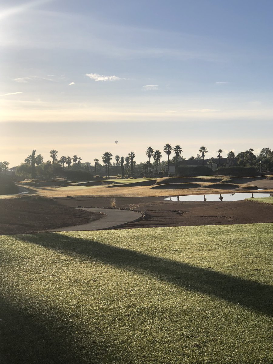 Kelly Dicker tweet media