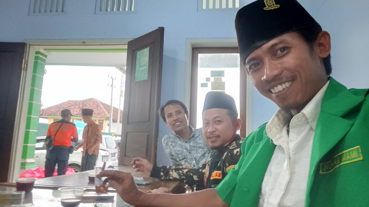 Imroatu13037768's tweet photo. Selamat &amp; Sukses 
PKD ANGKATAN III PAC GP Ansor Beji Mencetak Kader RAMBO
(Religius, Militan, Berani berOrganisasi
#KaderRamboPKD3Beji
#KaderRamboPKD3Beji
#KaderRamboPKD3Beji
#KaderRamboPKD3Beji https://t.co/3A9SLeYaRK