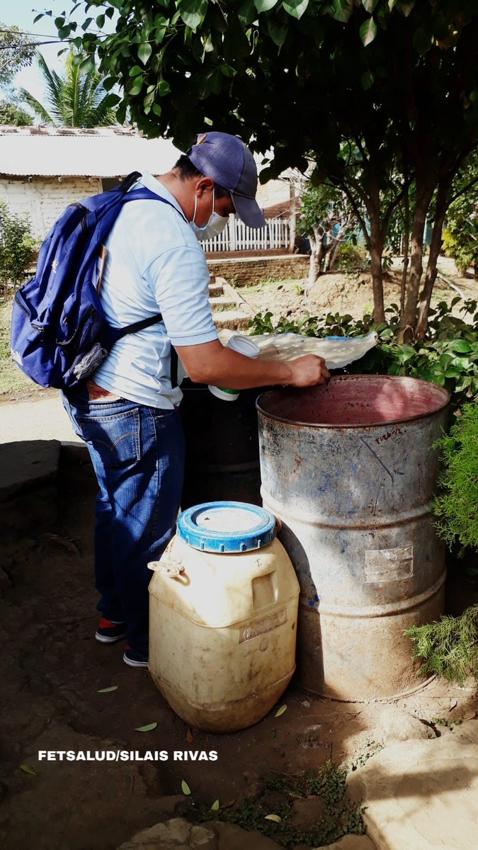 #MINSARIVAS|| Jornada de Inspección, eliminación de criaderos, aplicación de BTI  en barrio La Puebla del municipio de Rivas para prevención de Dengue, Chikungunya y Zika.
JUNTOS ELIMINAMOS EL DENGUE ✊
#DiciembreEnPazYVictorias 
#TodosJuntosVamosAdelante 
#vivirsanovivirbien