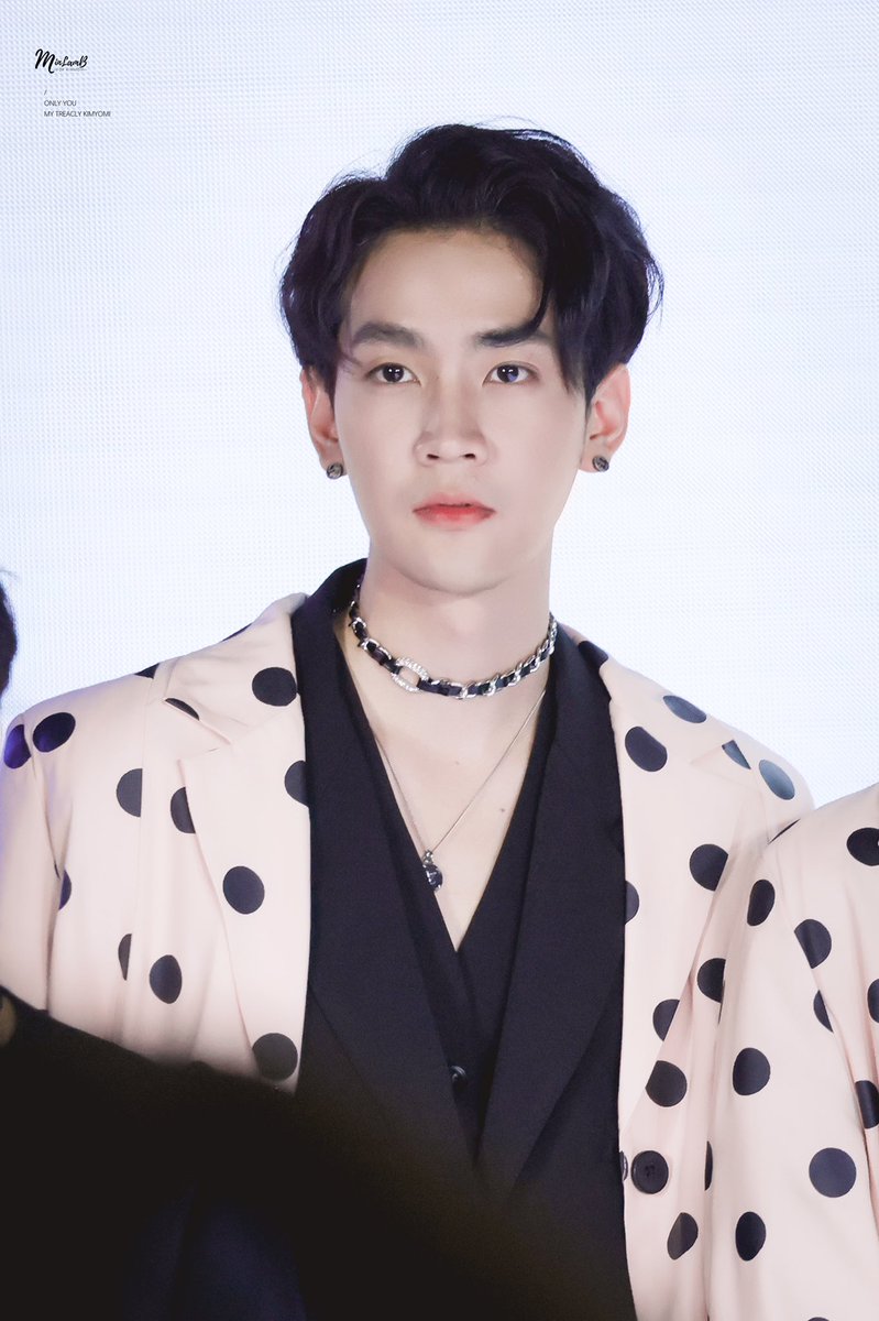NNNNorth's tweet photo. 211226
@KiimMon 

-

#STHFASHIONSHOW 
#ขุณขิมมอญ https://t.co/JcfGYQ1t6L