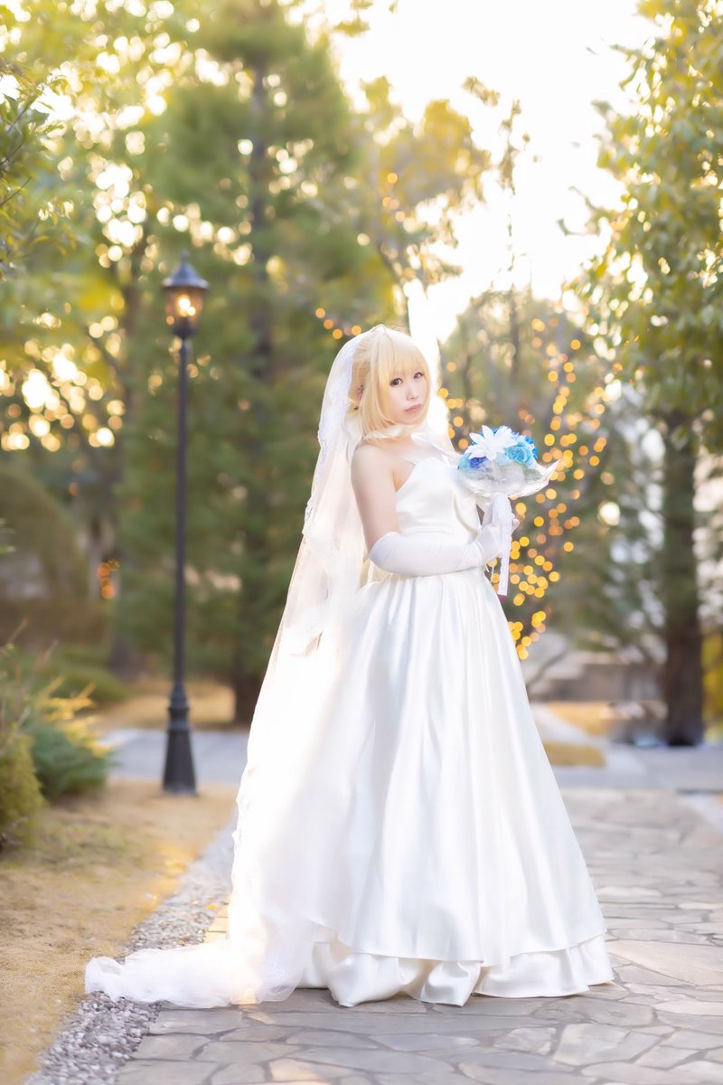 madmoonk's tweet photo. 【コスプレ】

Fate　セイバー　～１０ｔｈロイヤルドレスver.

📷 @toto1175 

#cosplay #cosplayer https://t.co/KRktfWPnQN