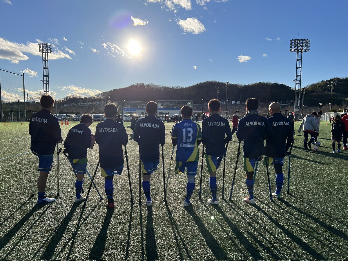toshimitutamura's tweet photo. アンプティサッカーチーム FC ALVORADA。福生のサッカークラブ、GONAが招待して、ネッツ多摩S&amp;Dフィールドでゲームが行われました。すんごい❢カッコよかった。
#アンプティサッカー
#FCALVORADA
#GONA https://t.co/CN5i9PiW2I