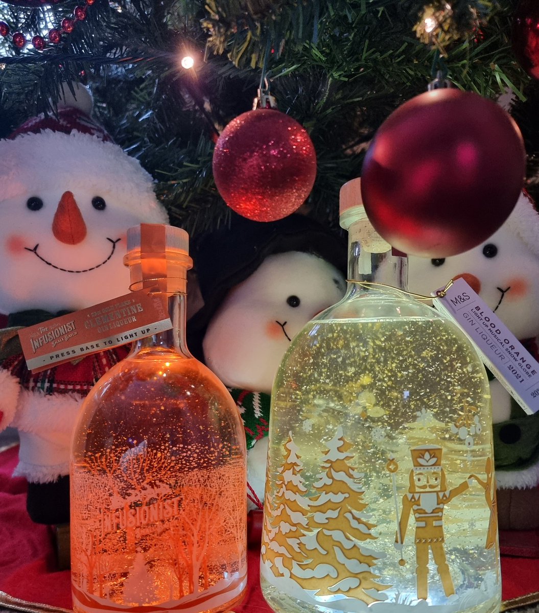 We're all friends here, Happy Gin-mas <a href="/AldiUK/">Aldi Stores UK</a> <a href="/marksandspencer/">M&S</a>