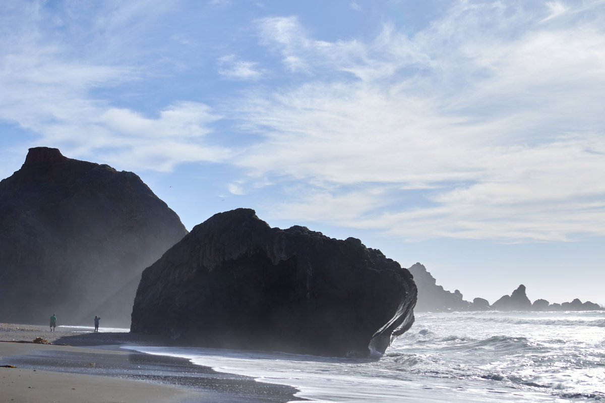 tkqubophot's tweet photo. Ocean and the gigantic rock

📷Leica S 007/Summicron-S 100mm f/2 ASPH.

#ファインダー越しの私の世界
#写真撮ってる人と繋がりたい
#写真好きな人と繋がりたい
#カメラ好きな人と繋がりたい
#キリトリセカイ
#leica #leicas #leicas007 #middleformat
#summicron

https://t.co/KAXGO1Phgq https://t.co/XlG9BwTEGp
