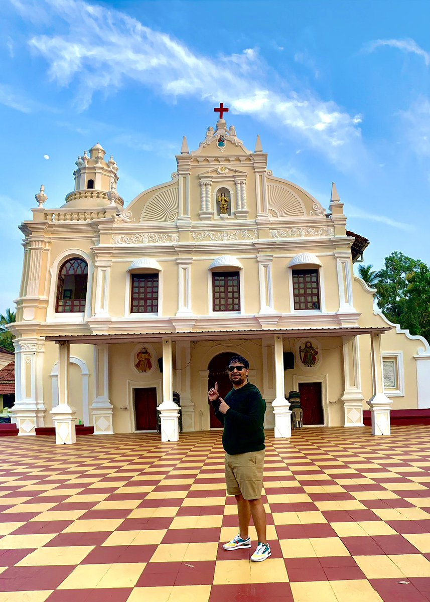 Kumargautamkg's tweet photo. You have to fall in love with the churches in Goa. This is โSt.Michael the archangel churchโ in Orlim.
#Goa #GoaDiaries #GoaChurch #Orlim https://t.co/RdCgeuIylW