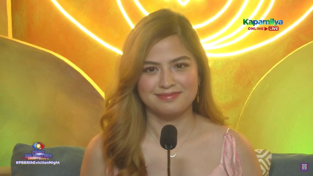 eneriazz's tweet photo. The heaviest eviction ever. Two of the most loved and most talented who created a huge impact during their stay inside the house. The big 4 we will never have. WE LOVE YOU ALEXA AND KD, my KDLex <3 :((
#PBB8thEvictionNight#PBB8thEvictionNight https://t.co/HvzrvHKZWW