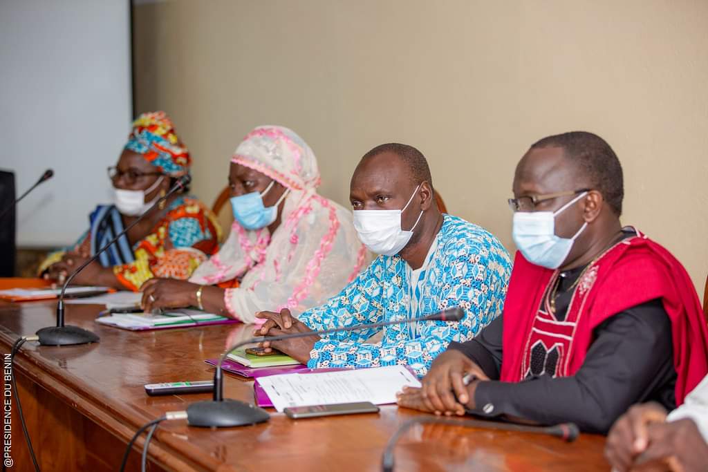 gouvbenin's tweet photo. Chambre Nationale d'Agriculture du Bénin : Les élus de la 3ème mandature officiellement installés

https://t.co/iR4ICsXPCm https://t.co/xuNzPr1LOo