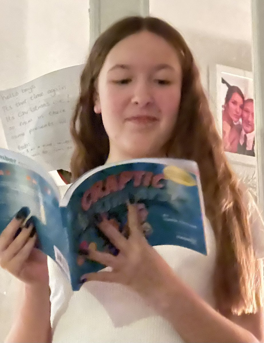 stevecooper92's tweet photo. Thank you @Pipskin for an hour of giggles yesterday playing #craptics with the family.. here’s my niece being the quiz master! https://t.co/QZfXj5iF8P