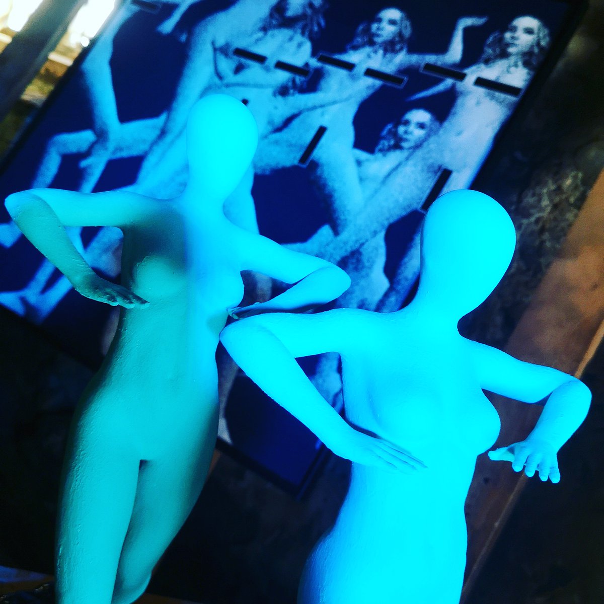 yoorart's tweet photo. " Dance Love & Nature" #installation is open ! visit discover and share my last artwork inside #swissnature
#engelberg #brunni #swiartist #3dprint #music #light #postcontemporary #art https://t.co/PqHaaJpXfv