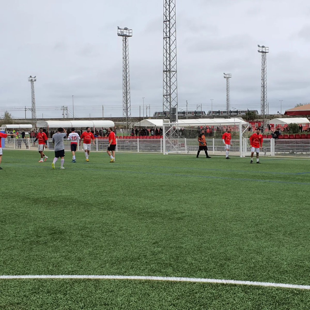 Semifinales
<a href="/LosdeColorao/">Peña Los de Colorao</a> 🆚 @SanSevillista
"𝑃𝐴𝑅𝑇𝐼𝐷𝐴𝑍𝑂"

#TorneoSolidarioFPS2021