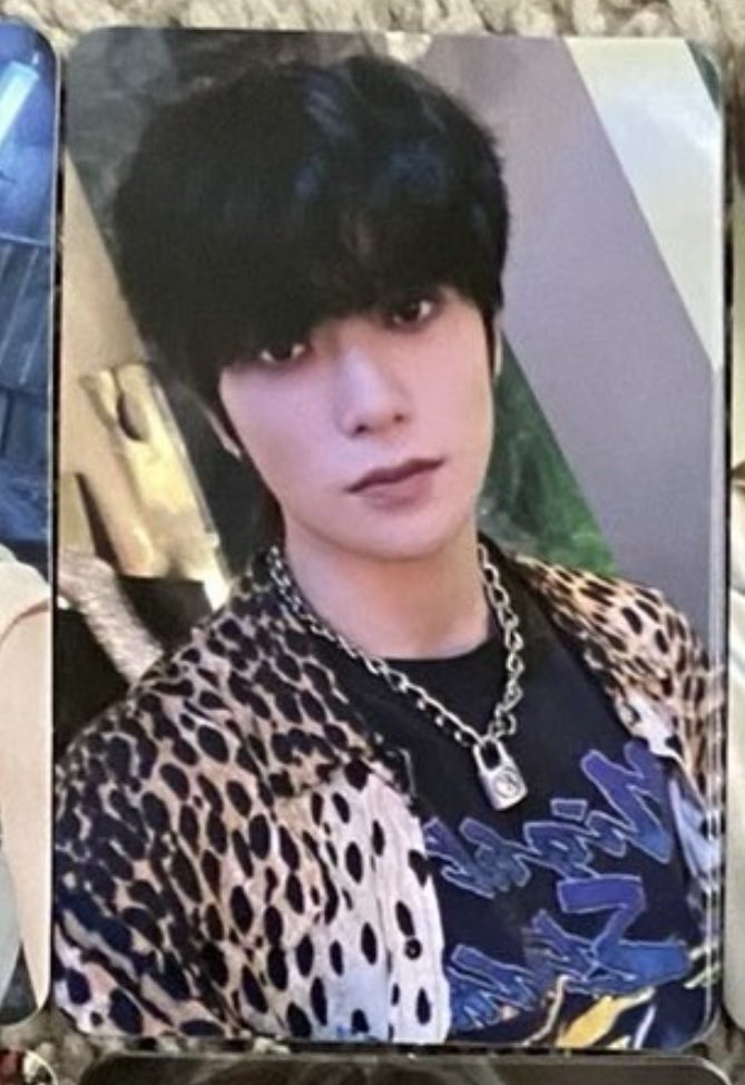 prkijsung's tweet photo. WTT #pasarNCT 
have : sungchan jewel case pc
want : jaehyun jewel case pc
- condition 10/10
- posting out by jnt! 
help rt ‼️ https://t.co/bNC8RkSia7