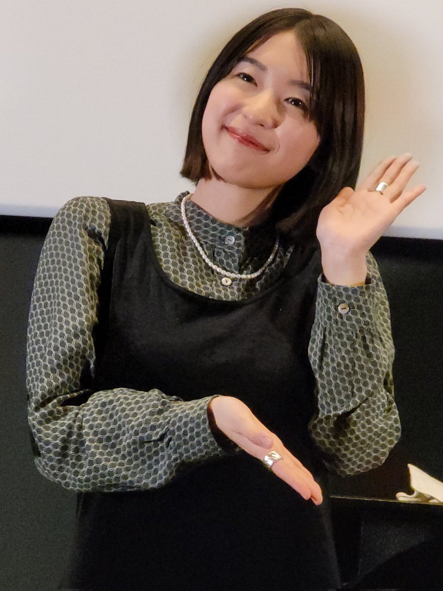 BMO220's tweet photo. 大切な人と過ごすべき
でろう日にひとり身で
大切な人を思い直すテーマ
でもそれは己を満たす
己を守るなかで導かれた
偽りの中で成立する
思いの果てなんだろう
無意識の中に蓄積されてゆく
妹が戻ってきたとしても
それだけでは終わらない
#偽りのないhappyend
アベラさんの
マシンガントークも楽し https://t.co/b5aLXWe8zD